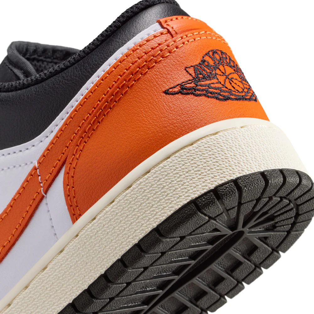AJ 1 Low - Youth - Image 7
