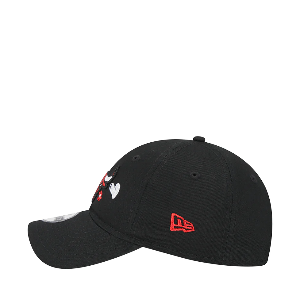 Bulls Flower 920 - Kids - Image 3
