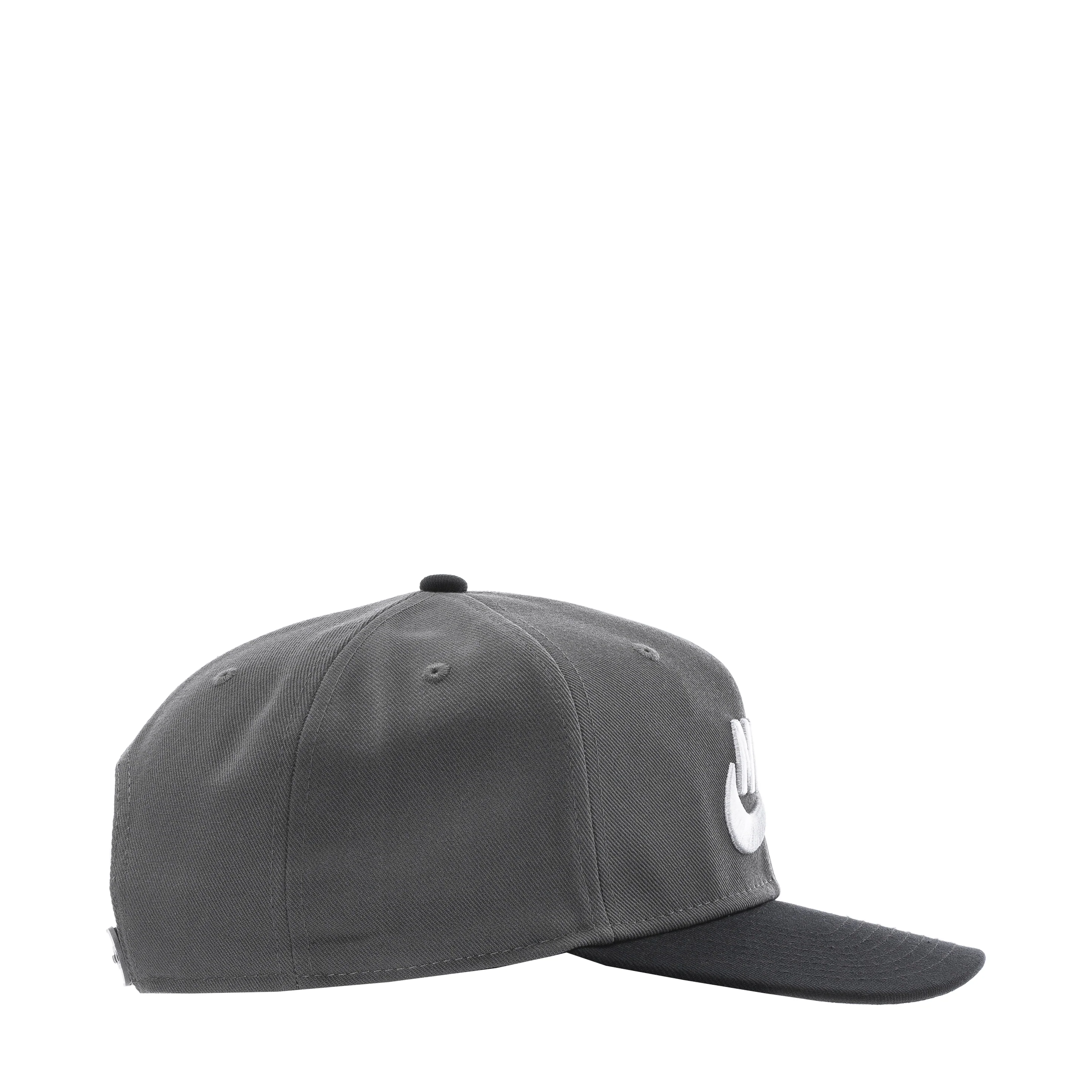 Nike Dri-FIT Pro Cap Futura Wool Snapback - Image 2
