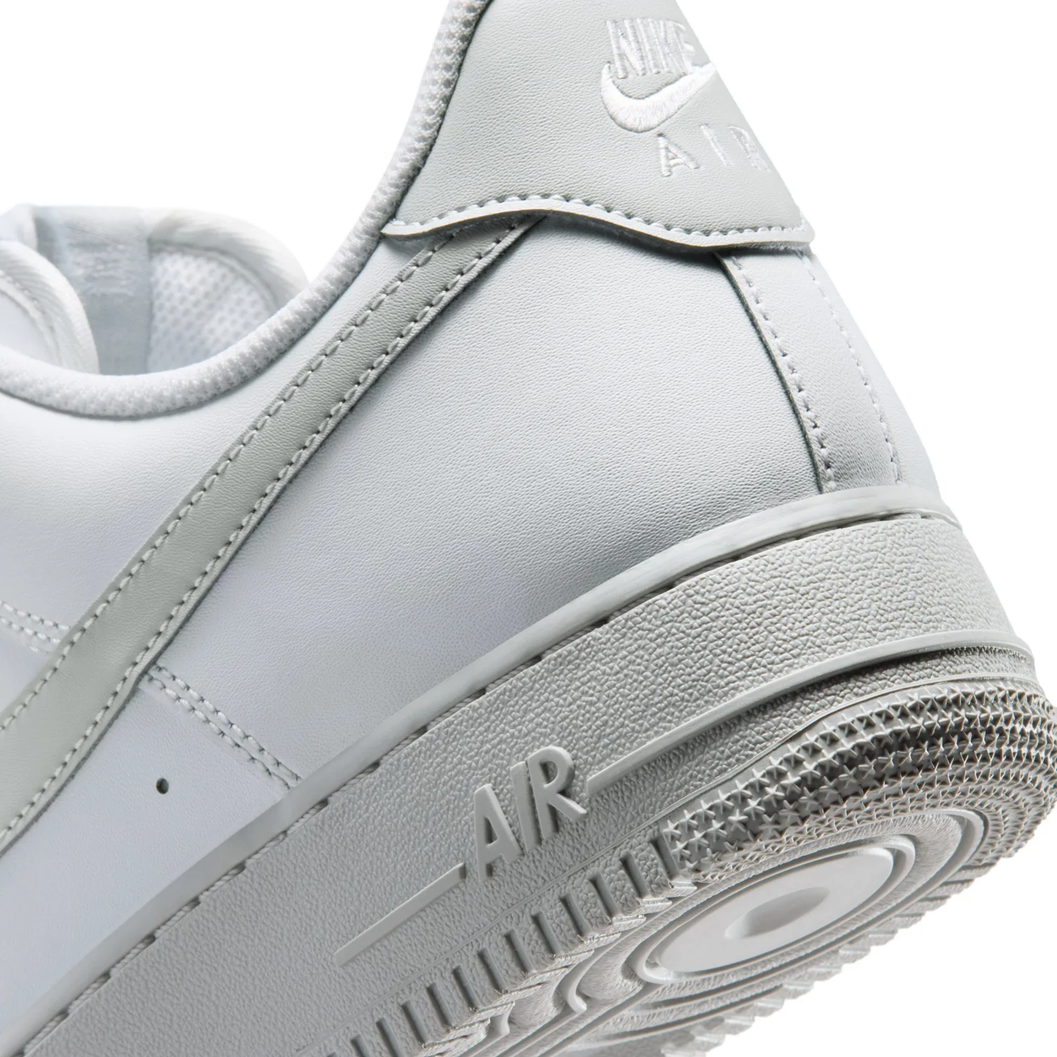 Air Force 1 Low 07 - Mens - Image 8