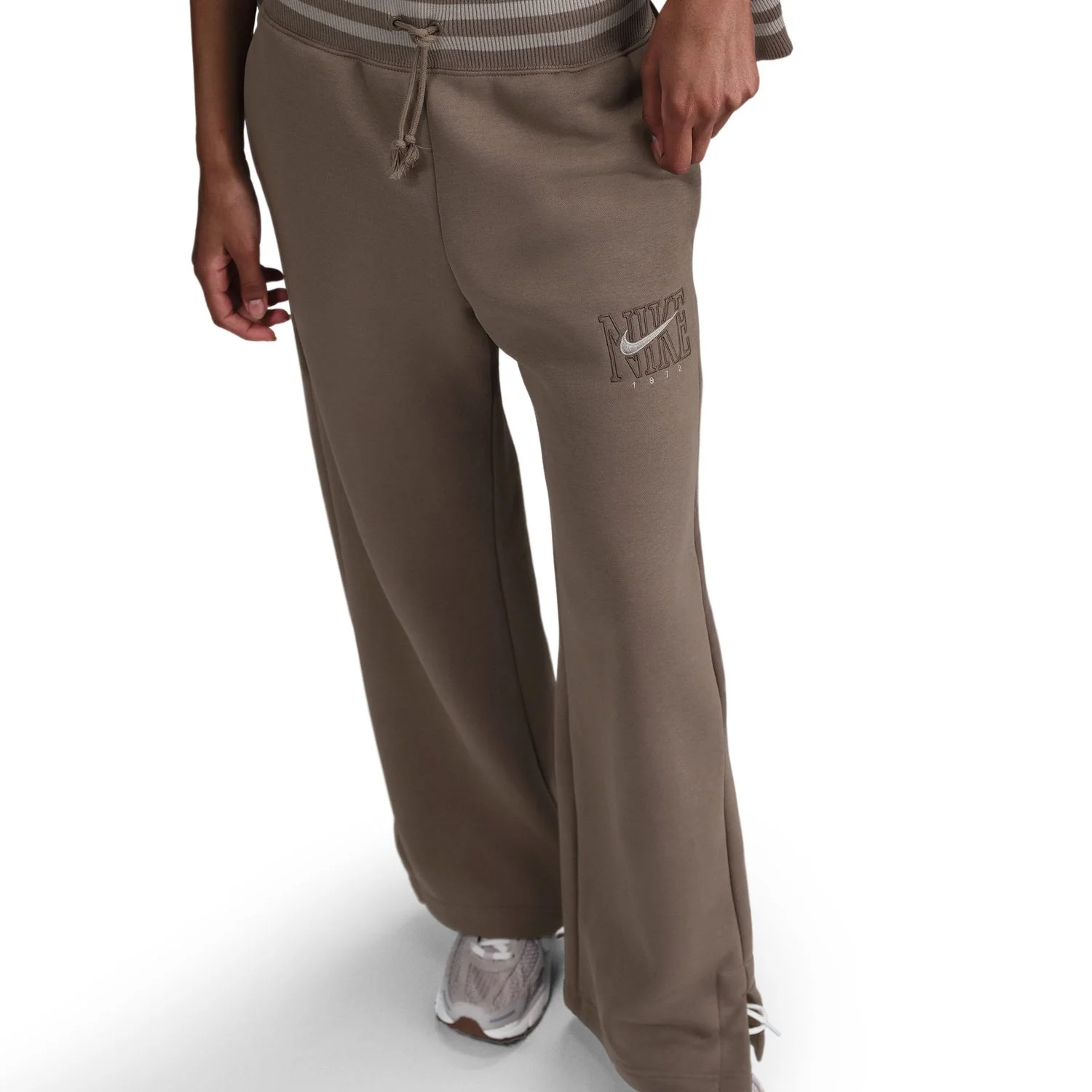 Phoenix Fleece Wide HR Graphic Pant - Womens - Image 2