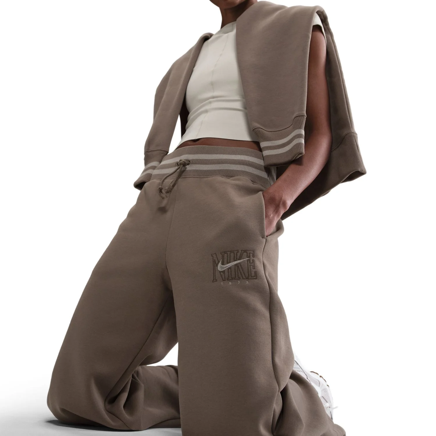 Phoenix Fleece Wide HR Graphic Pant - Womens - Image 4