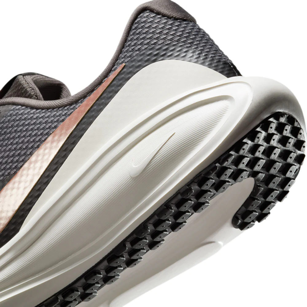 Revolution 8 - Womens - Image 7