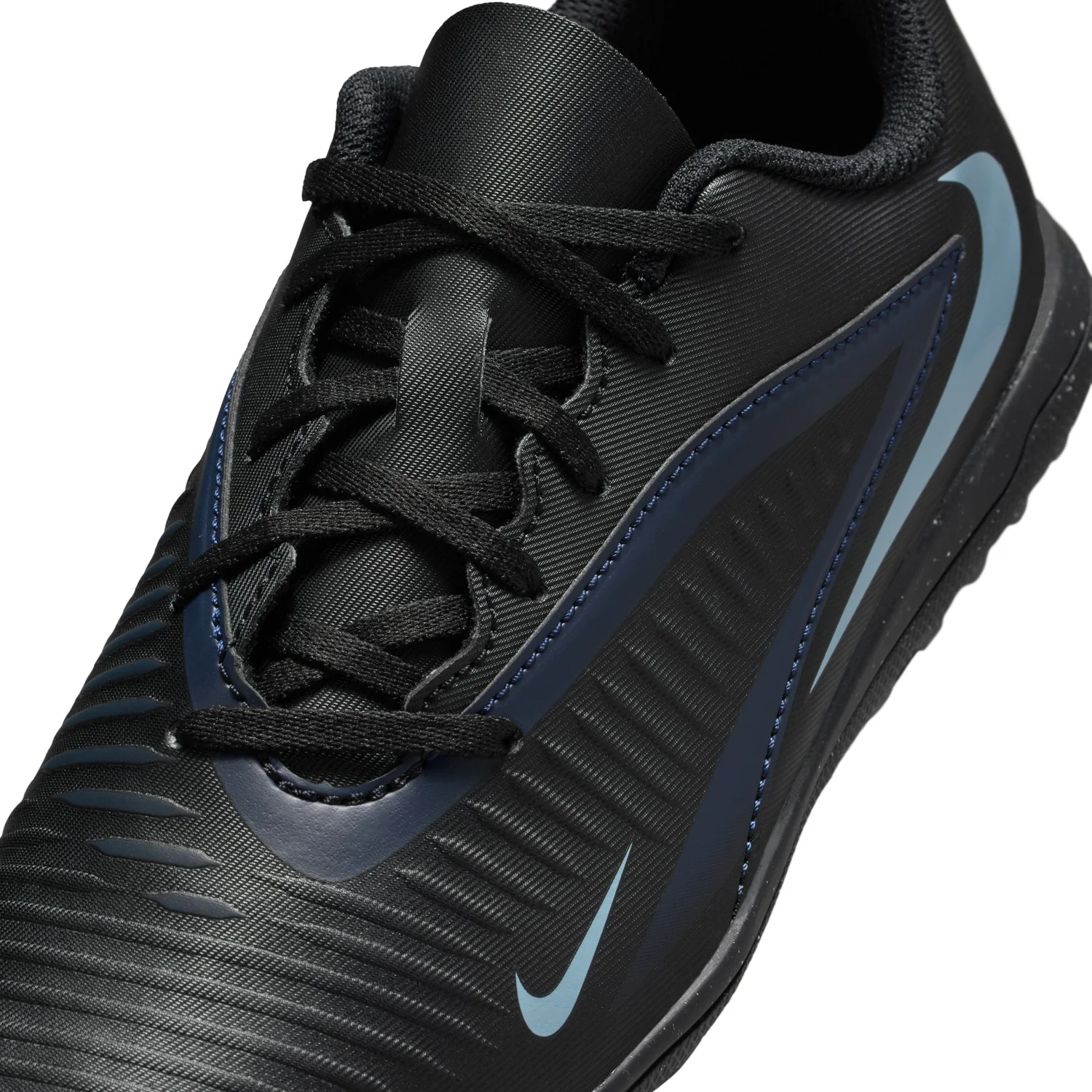 Phantom 6 Low Club TF - Youth - Image 6