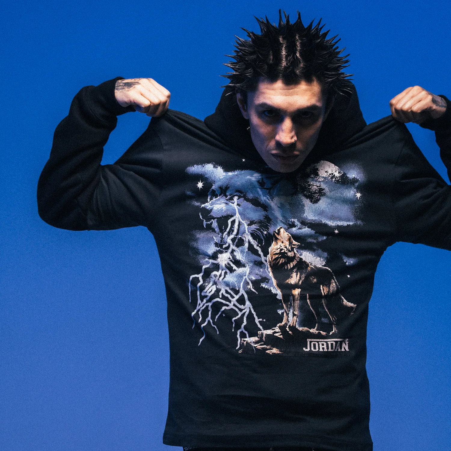Jordan Graphic Wolf Tee -Mens - Image 2