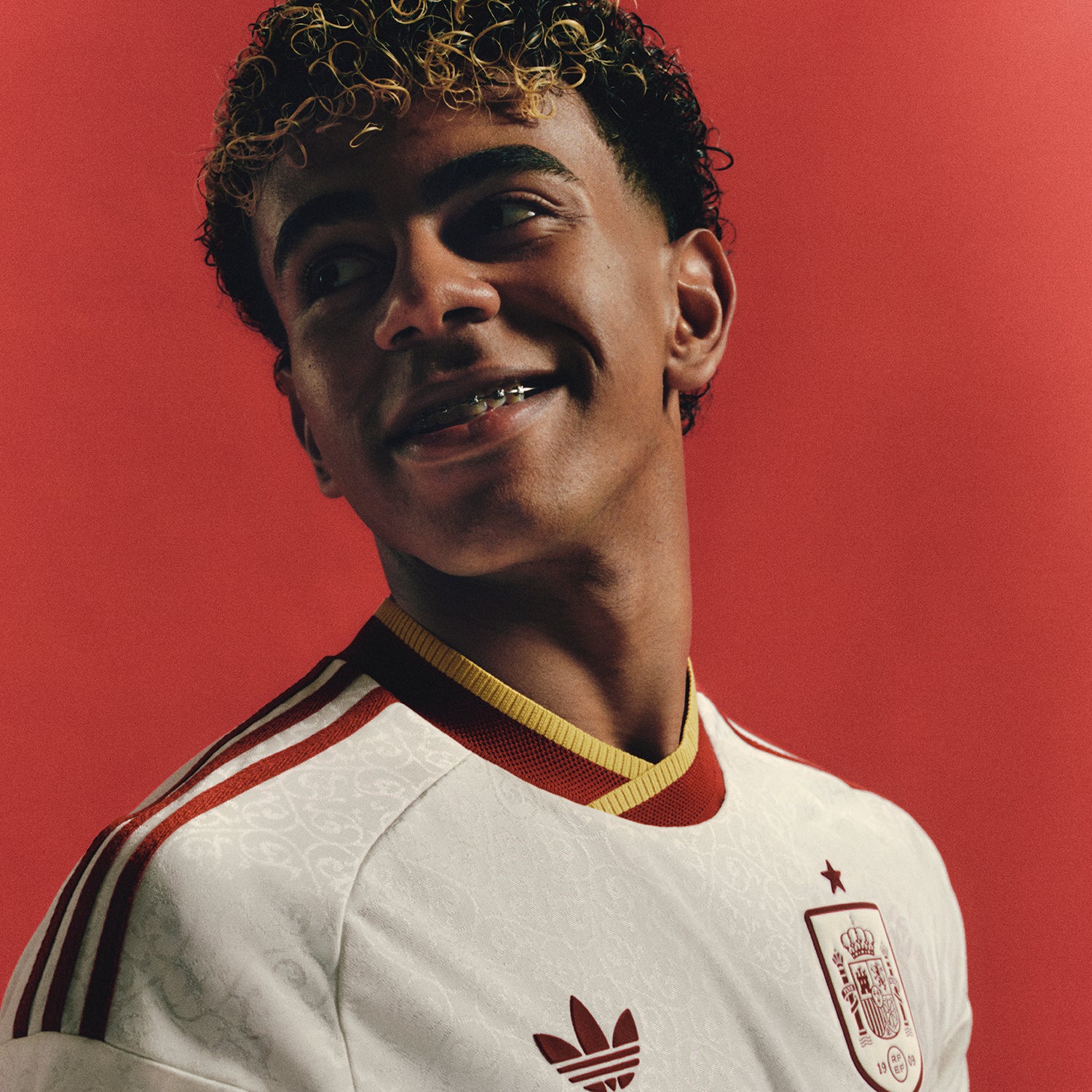 Spain 26/27 Replica Away Jersey - Mens - Image 3