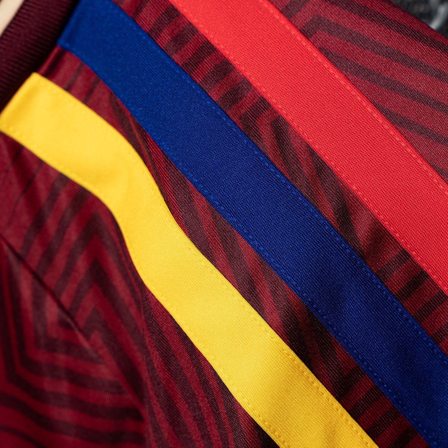 26/27 Venezuela Replica Home Jersey - Mens - Image 3
