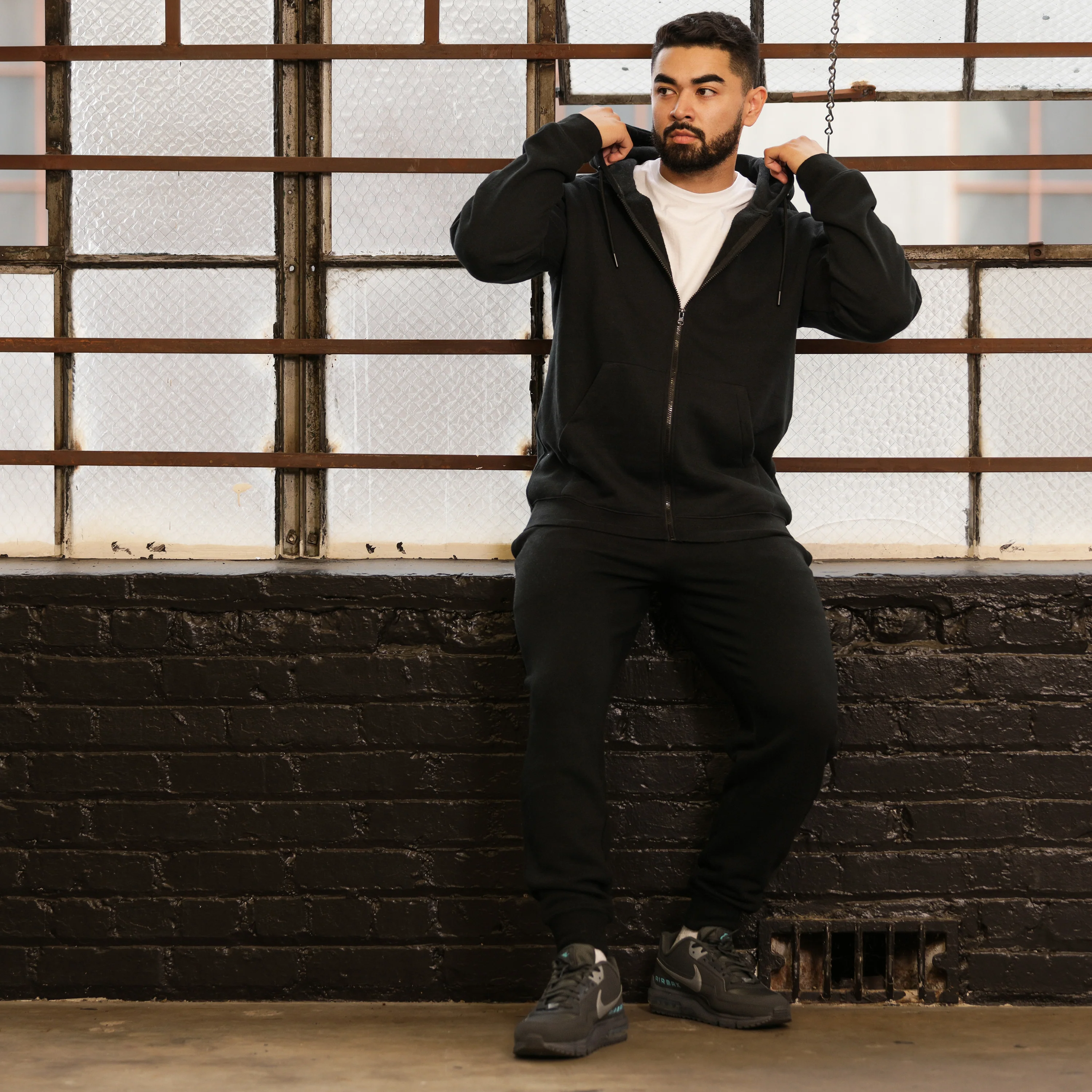Classic Fleece Jogger - Mens - Image 4